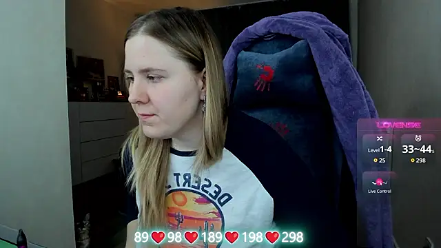 Olivia Munk online show from February 2026 06:22:01 AM