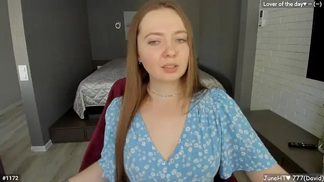 Snapshot of LizaGost chatting on June 2026 10:15:01 AM LizaGost online show from June 2026 10:15:01 AM