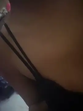 Snapshot of PARI_Hun chatting on February 2026 08:02:01 PM PARI Hun online show from February 2026 08:02:01 PM