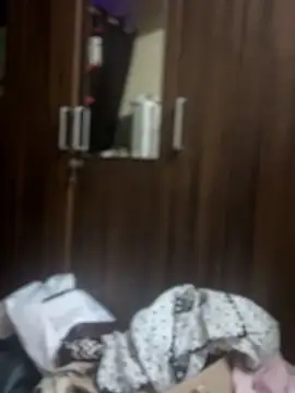 Snapshot of PARI_Hun chatting on February 2026 07:40:01 PM PARI Hun online show from February 2026 07:40:01 PM