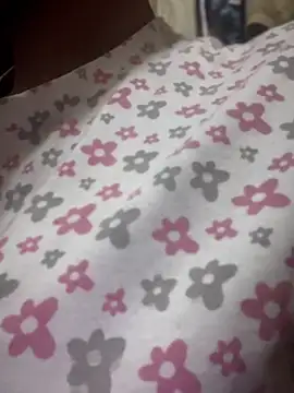 Snapshot of PARI_Hun chatting on February 2026 09:38:01 AM PARI Hun online show from February 2026 09:38:01 AM