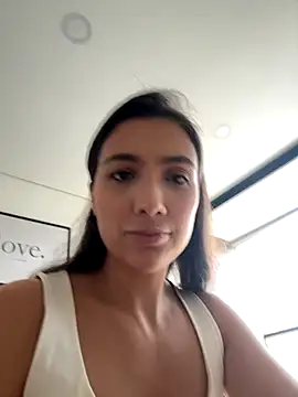 AnnaCastillo  online show from December 2025 09:34:02 PM