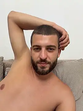 Snapshot of ElChapoGuzman95 chatting on June 2026 06:18:02 PM ElChapoGuzman95 online show from June 2026 06:18:02 PM