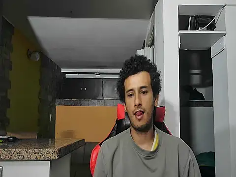 talktome4 online show from February 2026 09:55:01 PM