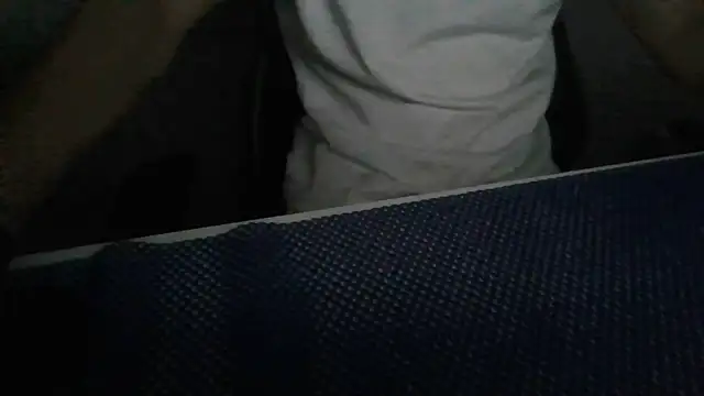 spuitbeer0 online show from October 2025 09:54:02 AM