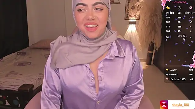 shayla 18 online show from March 2025 12:00:01 AM