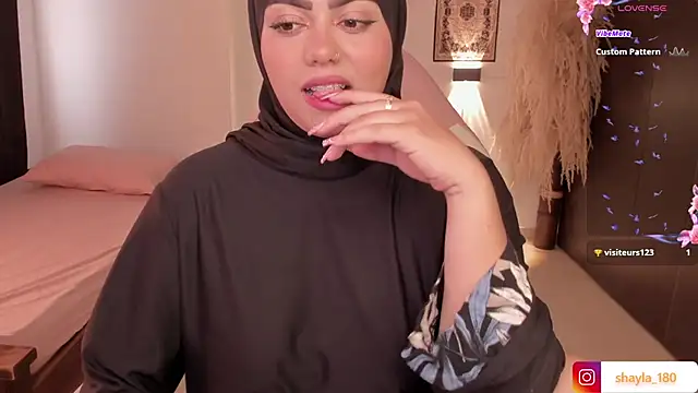 shayla 18 online show from March 2025 07:16:01 PM