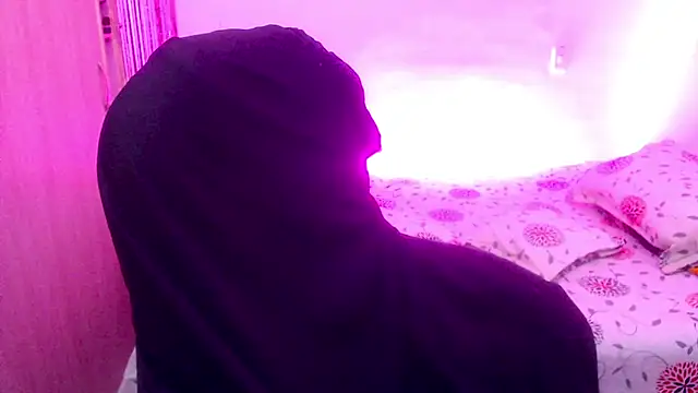 menfismuller2 online show from May 2026 02:40:02 AM