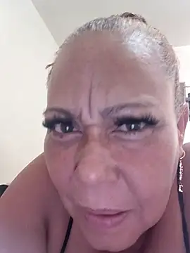 Cheryl JONES online show from May 2026 06:49:01 PM