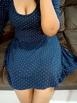 Mounika25 online show from March 2025 05:39:01 PM