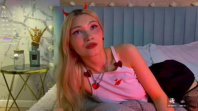 CarolReeves online show from February 2025 12:08:01 PM