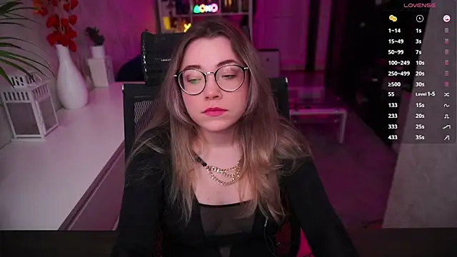 Snapshot of RemyCute chatting on February 2026 06:06:01 PM RemyCute online show from February 2026 06:06:01 PM