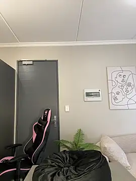 Snapshot of Neelo-Smith chatting on March 2025 05:52:02 AM Neelo-Smith online show from March 2025 05:52:02 AM