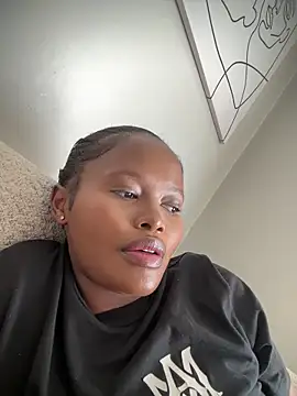 Snapshot of Neelo-Smith chatting on November 2025 06:15:02 AM Neelo-Smith online show from November 2025 06:15:02 AM