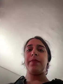 Alicia Ruiz online show from March 2026 06:11:02 PM