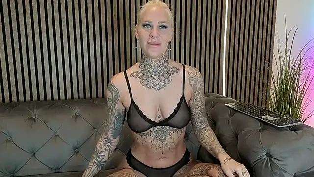 Lara-CumKitten online show from July 2026 09:13:01 AM