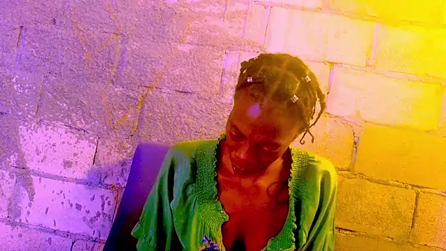 Snapshot of nzanizy chatting on January 2025 11:28:02 AM nzanizy online show from January 2025 11:28:02 AM