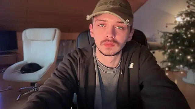 naked psy online show from January 2025 07:43:02 AM