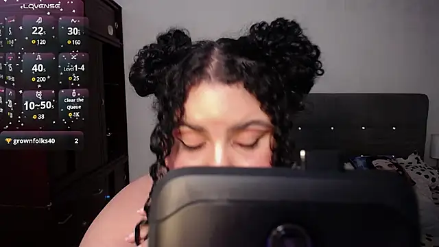 Snapshot of luisianacoxx chatting on December 2024 09:28:02 AM luisianacoxx online show from December 2024 09:28:02 AM