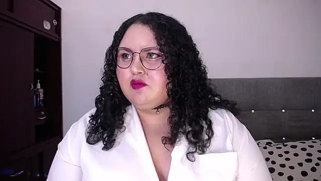 Snapshot of luisianacoxx chatting on December 2024 07:04:01 AM luisianacoxx online show from December 2024 07:04:01 AM