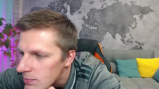 VikingChrisss online show from November 2025 08:57:01 AM