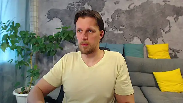Snapshot of VikingChrisss chatting on April 2026 09:34:02 AM VikingChrisss online show from April 2026 09:34:02 AM