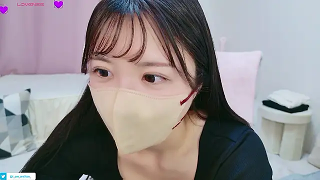 Snapshot of anchan_ chatting on May 2026 01:50:01 PM anchan online show from May 2026 01:50:01 PM