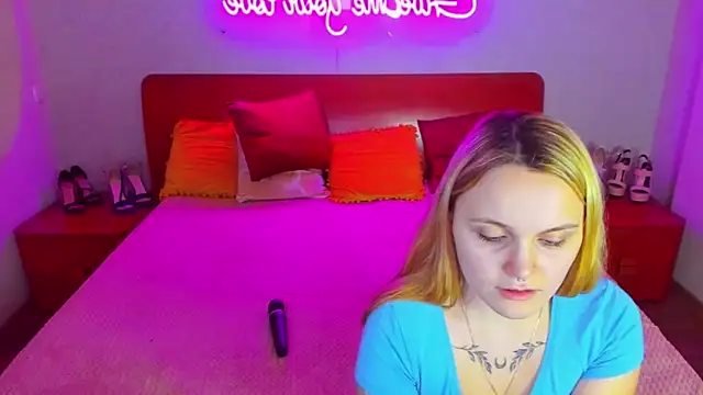 MagicEyess online show from January 2025 10:18:02 AM