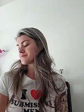 Lilmissvyx online show from May 2026 02:33:02 PM
