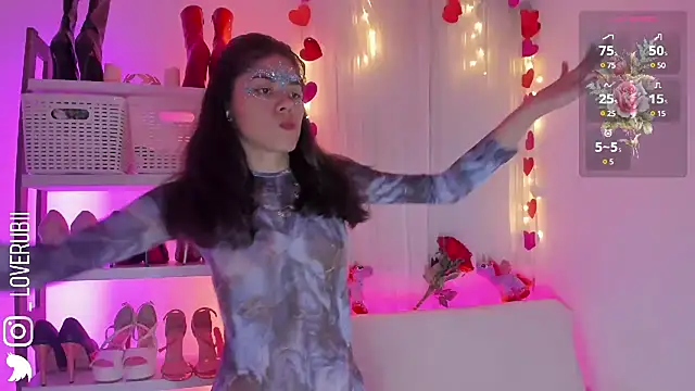 loverubii online show from February 2025 07:01:01 AM