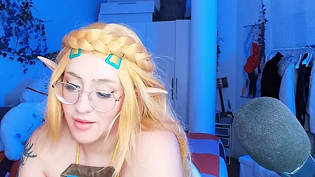 Snapshot of NaruBolita chatting on March 2025 02:34:01 AM NaruBolita online show from March 2025 02:34:01 AM