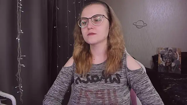 MissBrightShine online show from December 2025 12:11:02 PM