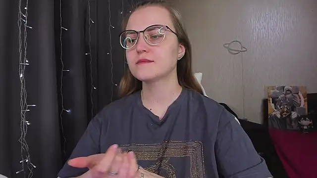 MissBrightShine online show from February 2026 10:45:02 AM