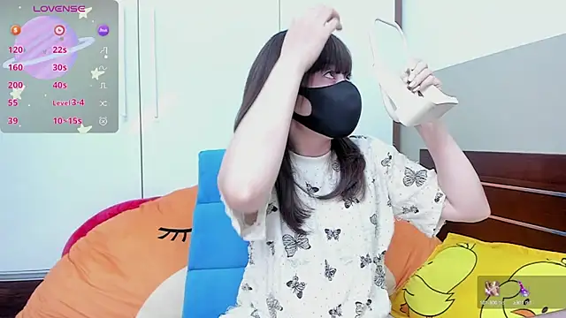 alonelove   online show from October 2025 02:39:02 AM