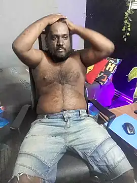 Rayansmith  online show from November 2025 11:36:02 PM