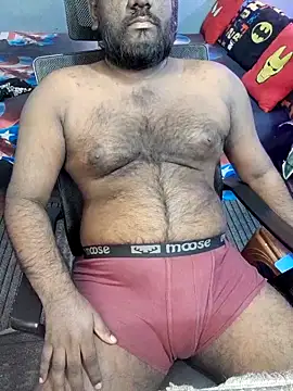 Rayansmith  online show from December 2025 11:40:02 AM