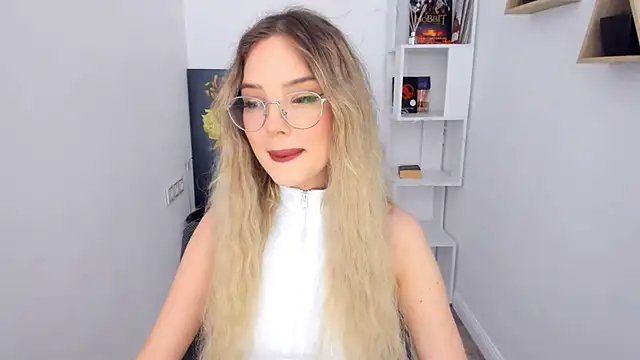 FloweryLove 1 online show from January 2025 05:35:02 PM