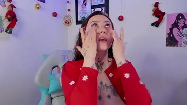 Snapshot of Lauryn_muller chatting on January 2026 04:49:01 AM Lauryn muller online show from January 2026 04:49:01 AM