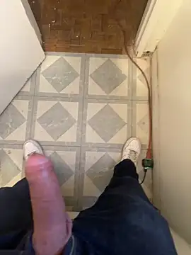 PeterGrandee online show from December 2024 10:22:01 PM