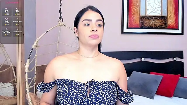 Paula Desousa online show from November 2025 05:37:02 PM