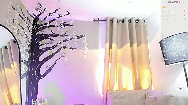 Paula Desousa online show from June 2026 07:38:02 PM