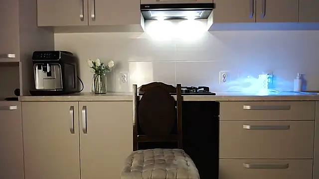  Anna Montana online show from March 2025 09:02:02 PM