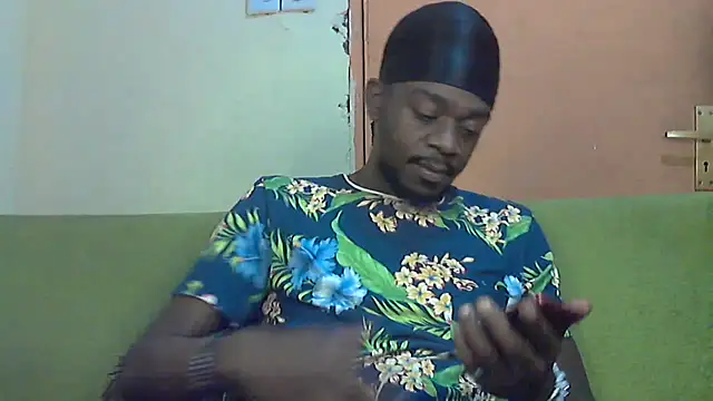 BIGDICKMULLAH online show from October 2025 07:48:02 PM