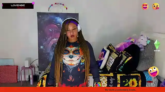 temptressbeauty24 online show from February 2025 08:32:01 PM