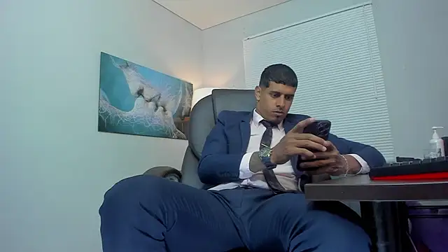 vincen jose online show from November 2025 02:58:01 AM