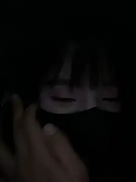 Snapshot of Asia-Lynn chatting on September 2025 01:00:01 PM Asia-Lynn online show from September 2025 01:00:01 PM