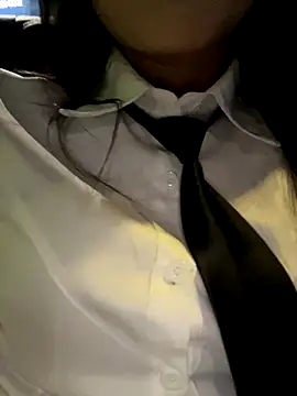 Snapshot of Asia-Lynn chatting on October 2025 12:27:01 PM Asia-Lynn online show from October 2025 12:27:01 PM