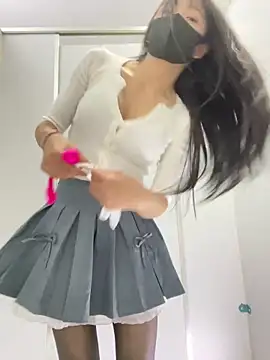 Asia-Lynn online show from May 2026 01:27:01 PM