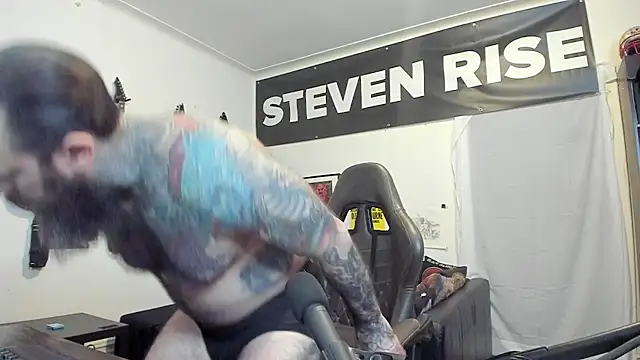 StevenRiseNYC online show from October 2025 12:25:02 AM