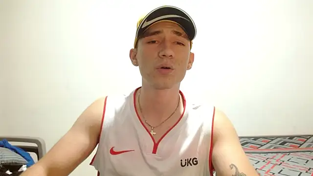 ChicoMaloFfF online show from April 2026 01:50:01 AM